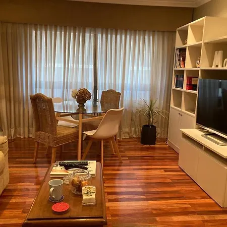 Hyp - Mo's House * Pontevedra