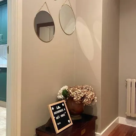 Hyp - Mo's House Apartment