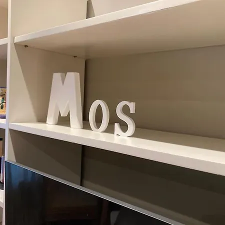 Hyp - Mo's House *